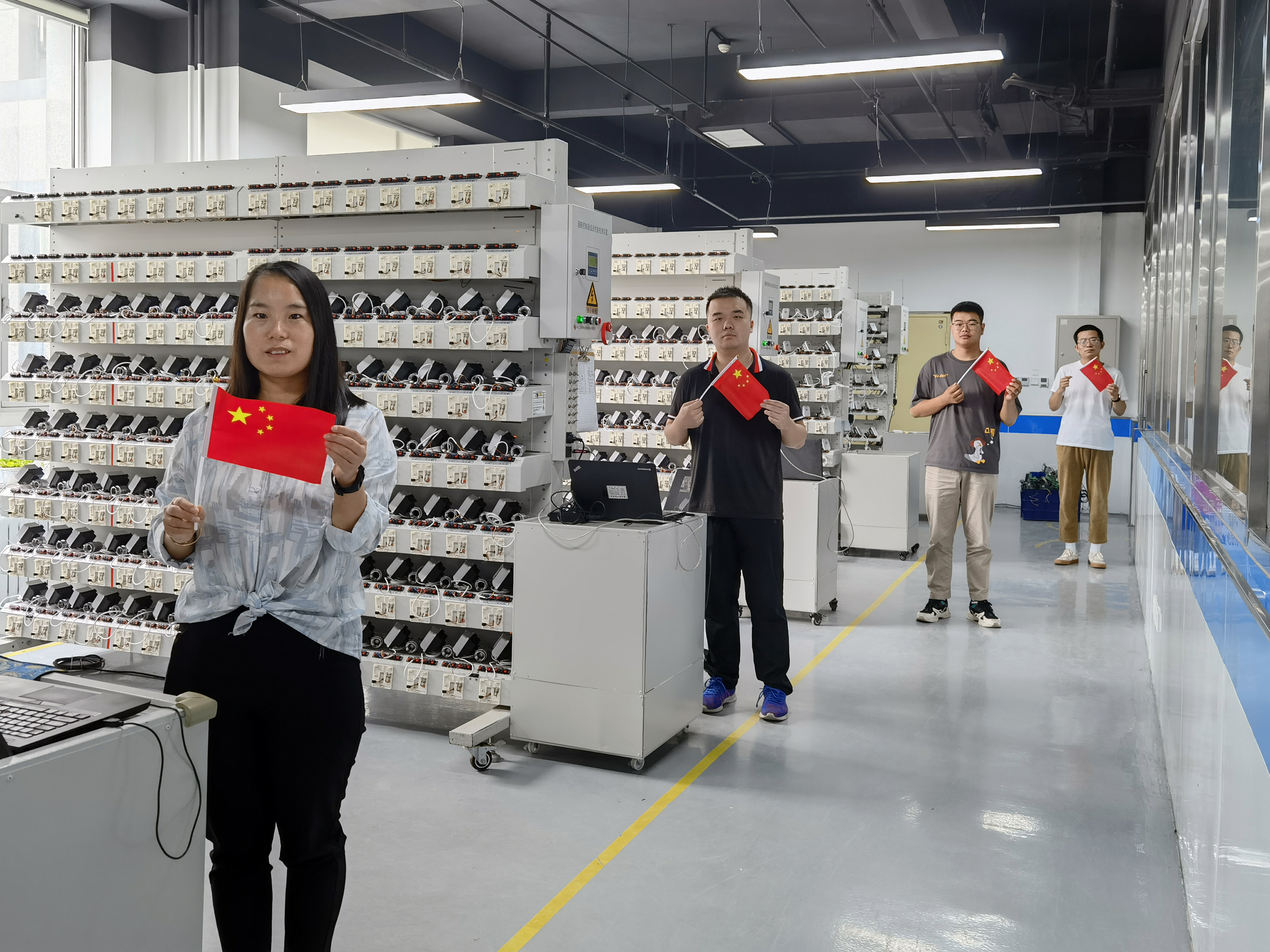 我和國旗合個影丨來自工大科雅人的表白(圖8) 我和國旗合個影丨來自工大科雅人的表白(圖8)