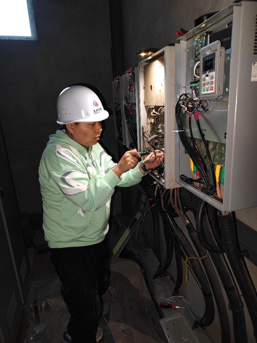 【國慶堅守,此刻我在崗】工大科雅人全力備戰今冬供暖(三)(圖6) 【國慶堅守,此刻我在崗】工大科雅人全力備戰今冬供暖(三)(圖6)