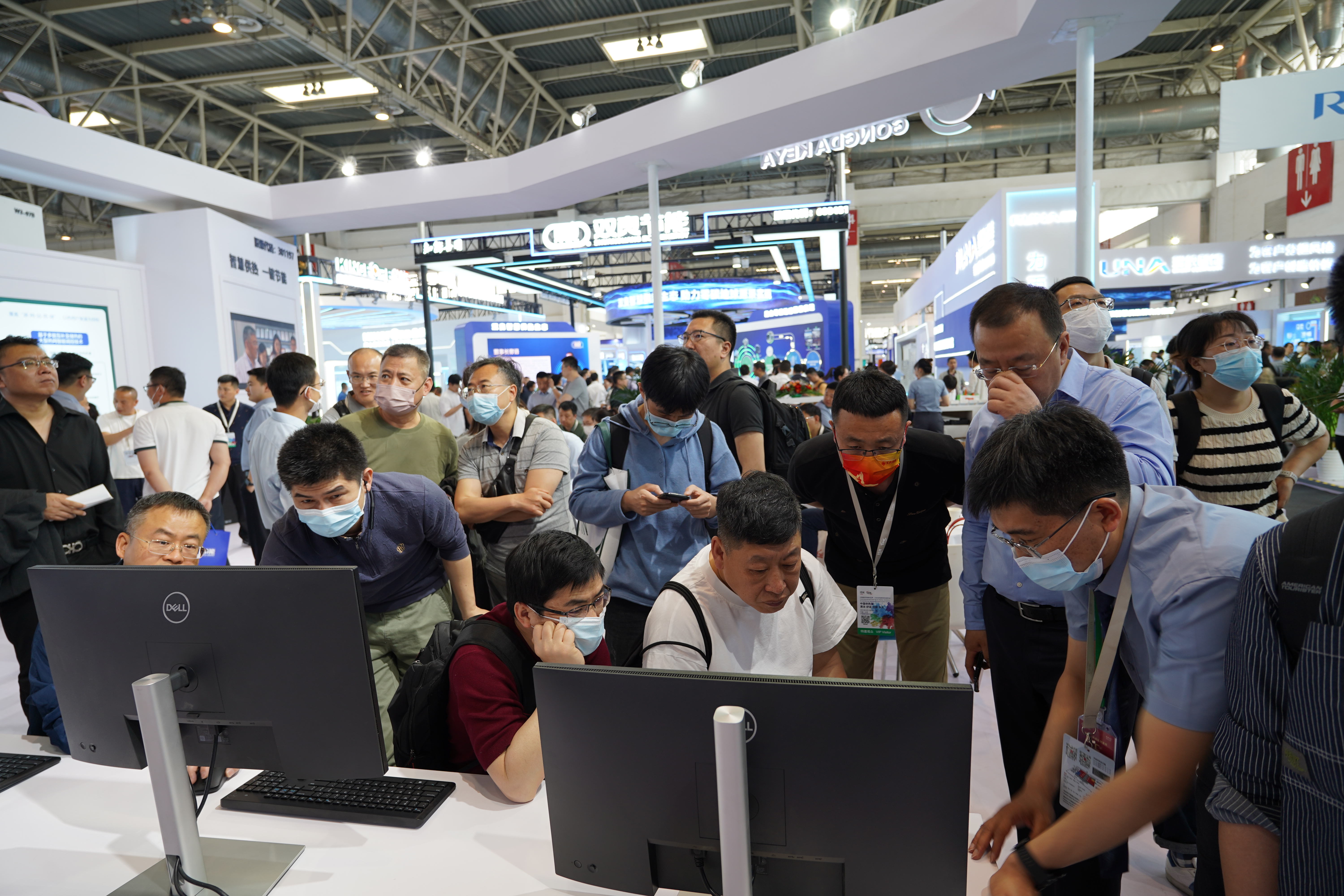 中國供熱展盛大開幕！工大科雅展位現場火爆！(圖5)